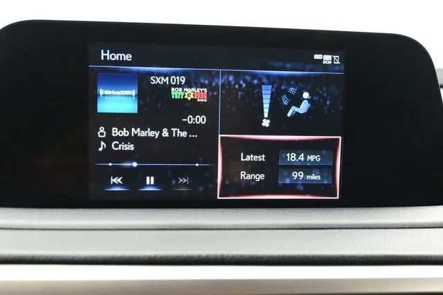Used 2021 White Lexus 350 image 16