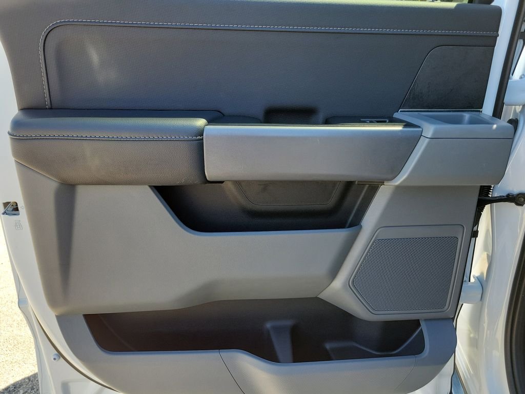 Used 2025 White Ford XLT image 16