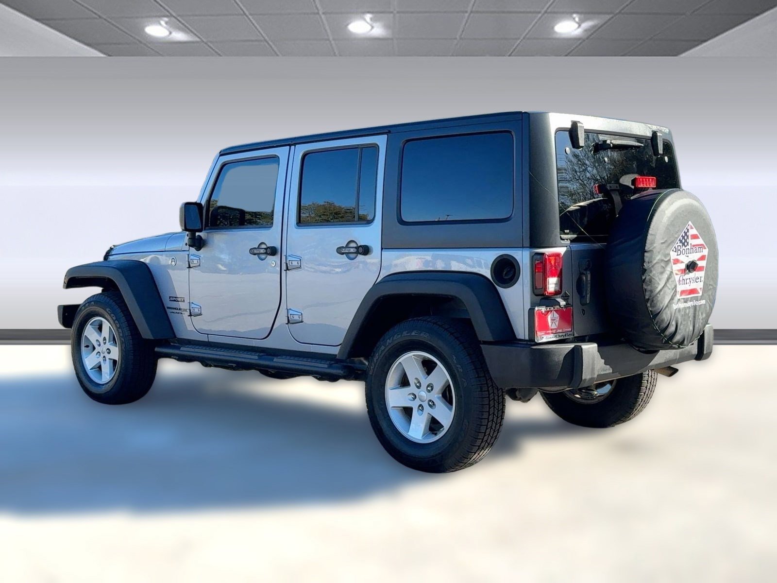 2018 Jeep Wrangler Unlimited Sport S photo 3