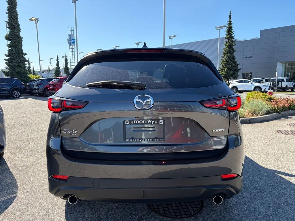 Used 2023  Mazda GT AWD 2.5L I4 CD at image 7