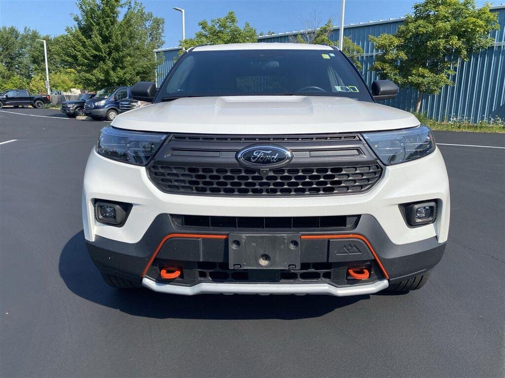 Used 2022 Star White Metallic Tri-Coat Ford Timberline image 6