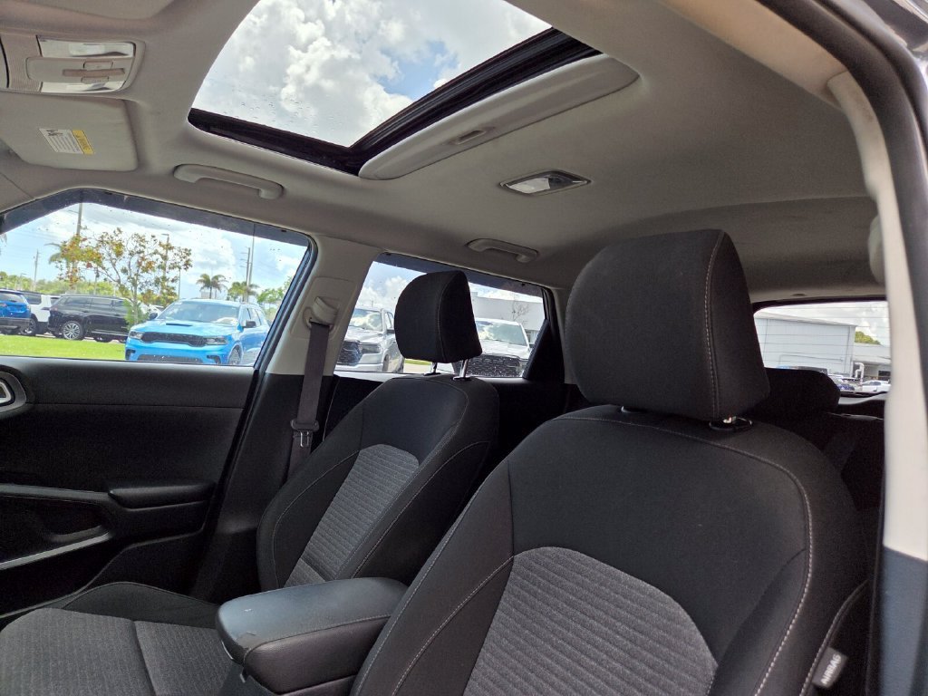 Used 2021 Gravity Gray Kia EX image 27