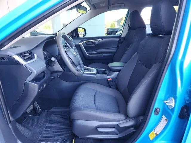 Certified Used 2020 Blue Toyota LE image 16