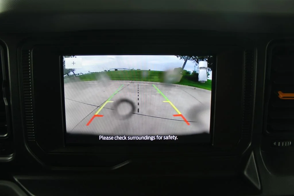 Used 2022 Silver Ford Badlands image 12