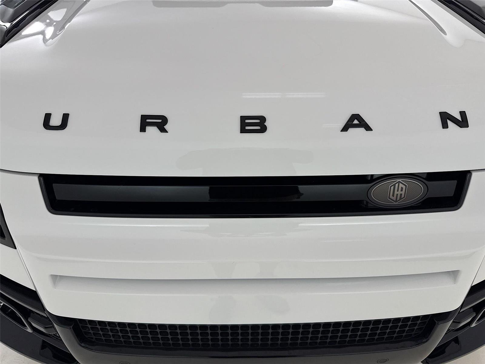 Used 2026 Fuji White Land Rover X-Dynamic SE | Urban Widetrack Build image 33