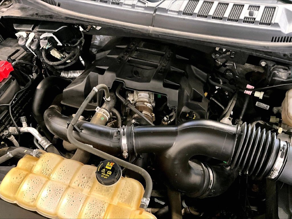 Used 2018 Gray Ford XLT image 36