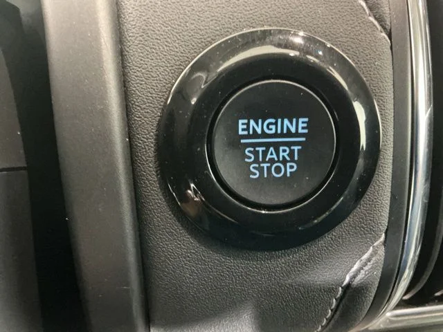 Certified Used 2025 White Ford Platinum image 22