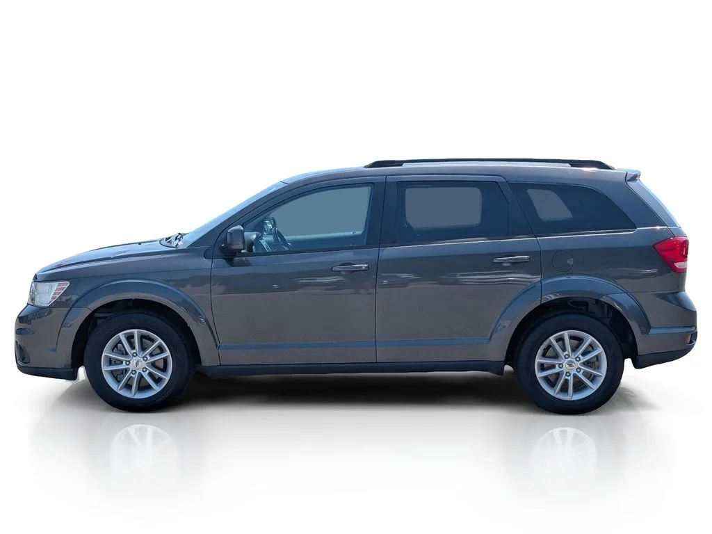 Used 2019 Gray Dodge SE image 11