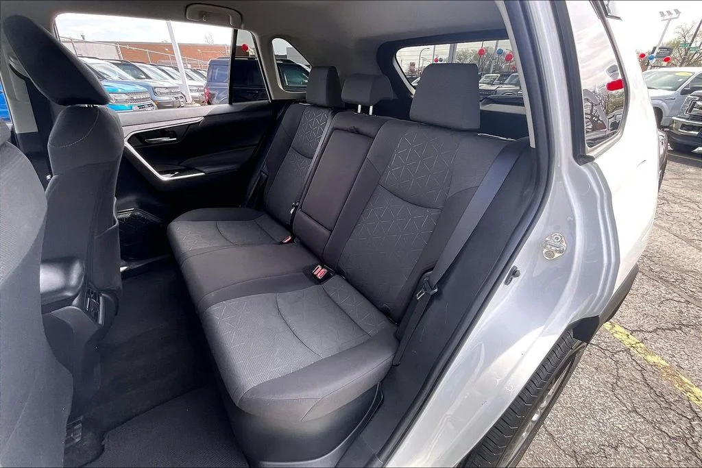 Used 2021 White Toyota XLE image 24