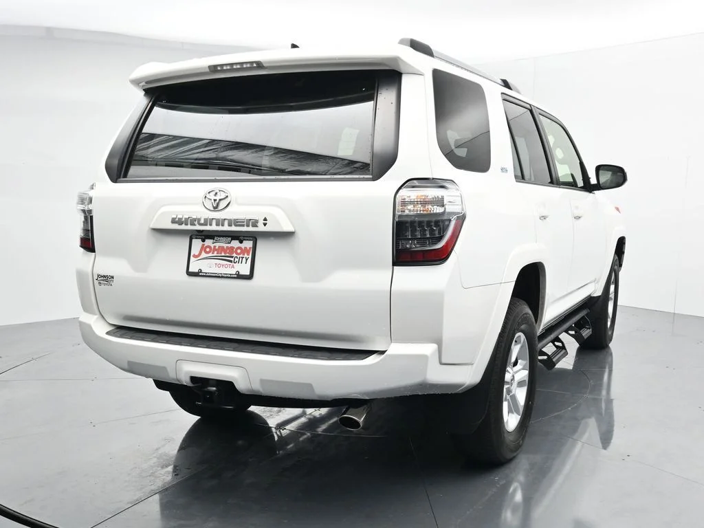 Used 2023 White Toyota SR5 image 5