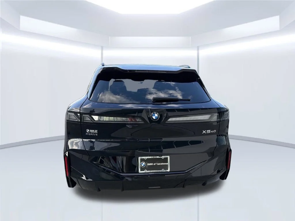 New 2027 Carbon Black Metallic BMW 40 xDrive image 5