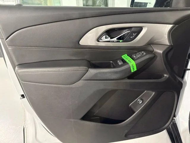 Used 2020 White Chevrolet 3LT image 18