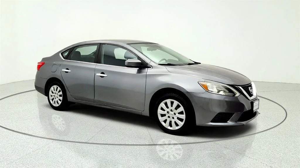 Used 2018 Gun Metallic Nissan S CVT image 3