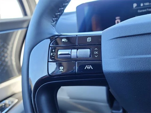 New 2026 White Kia S image 27