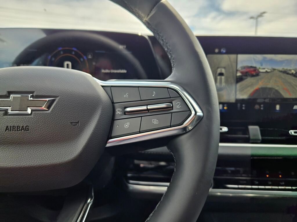 New 2026 Mosaic Black Metallic Chevrolet LT image 26