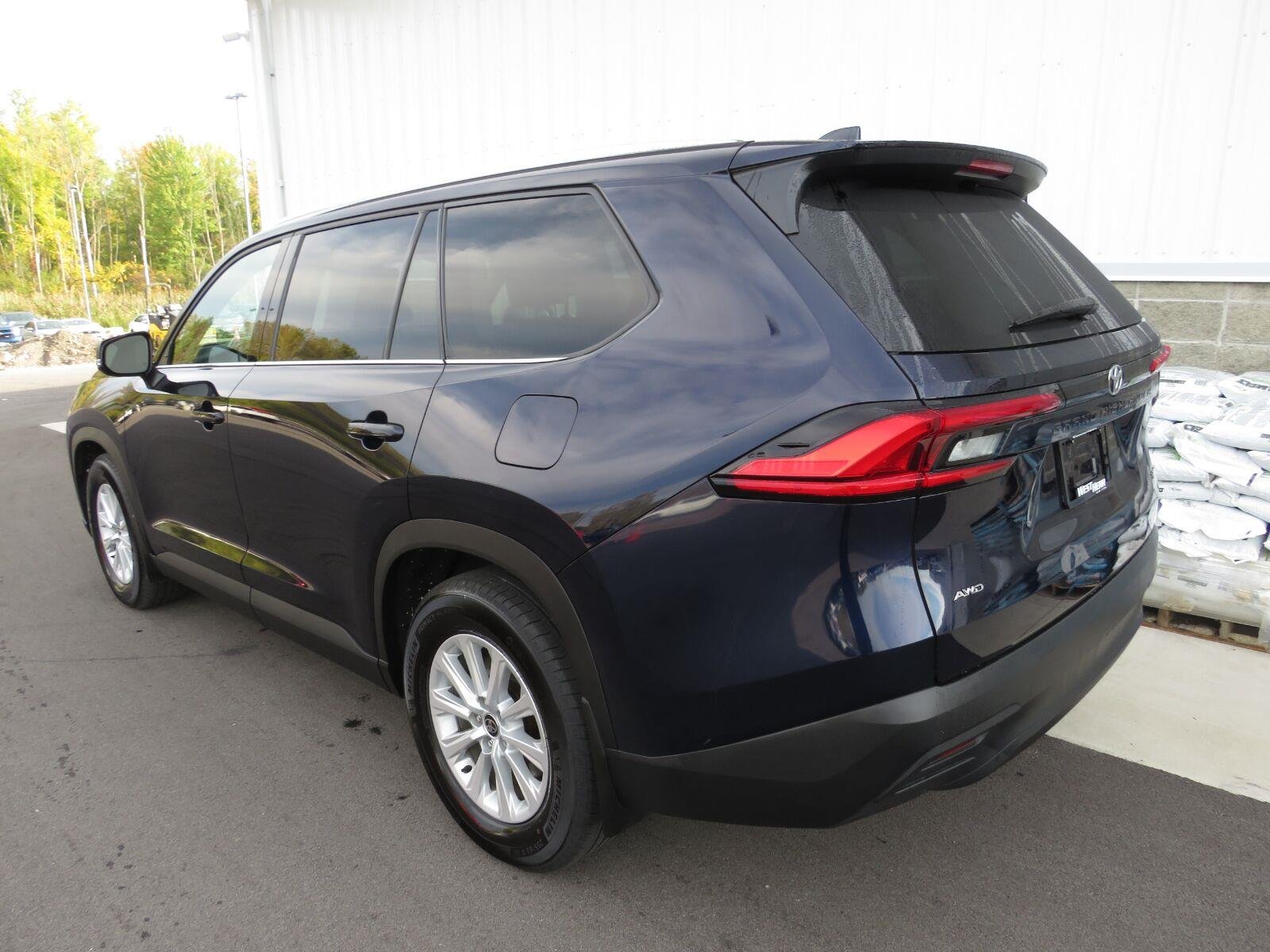 Used 2024 Blueprint Toyota XLE image 15