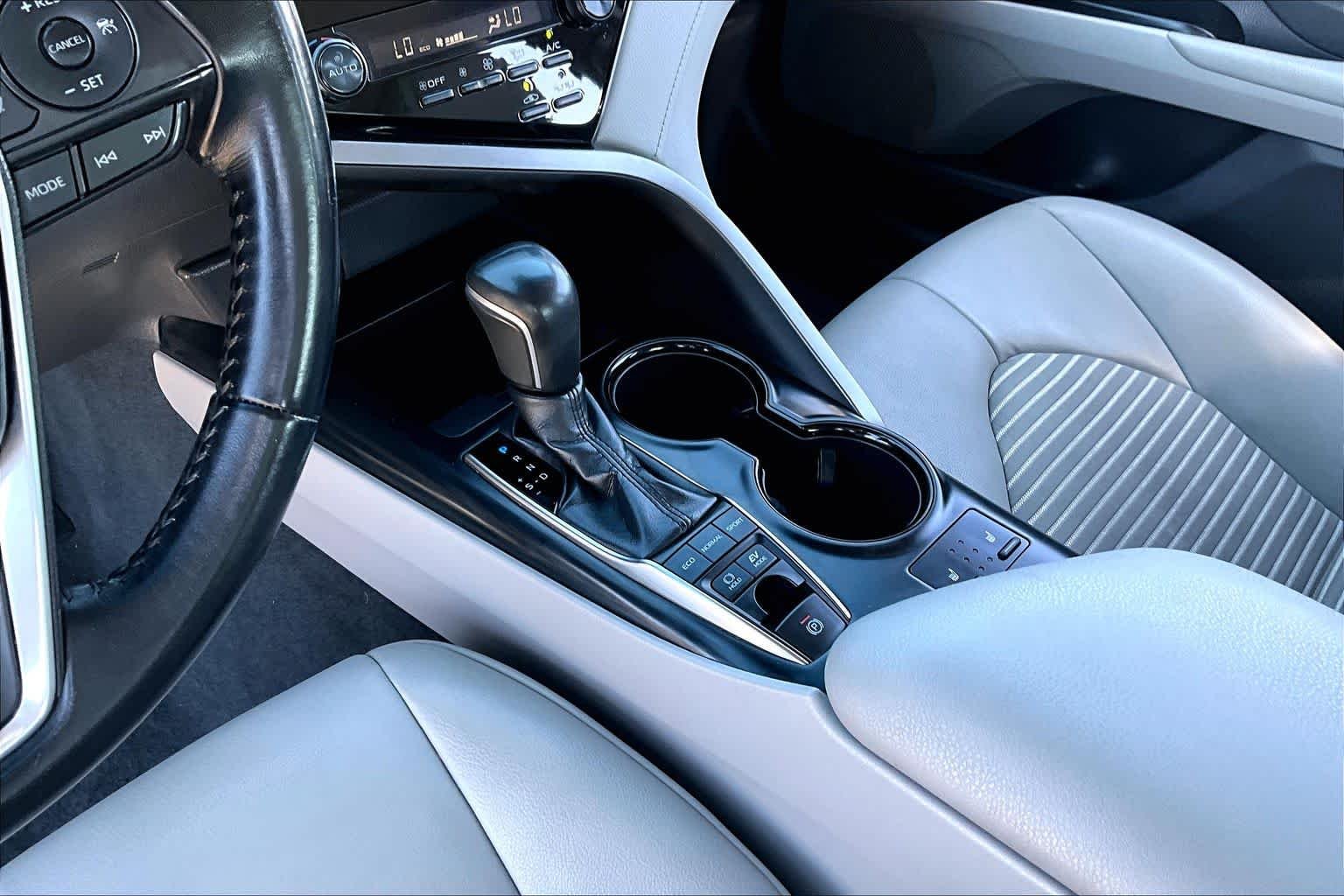 Used 2019 Predawn Gray Mica Toyota Hybrid SE image 17