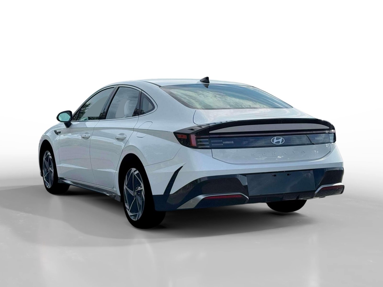 New 2026 Serenity White Hyundai SEL Sport image 5