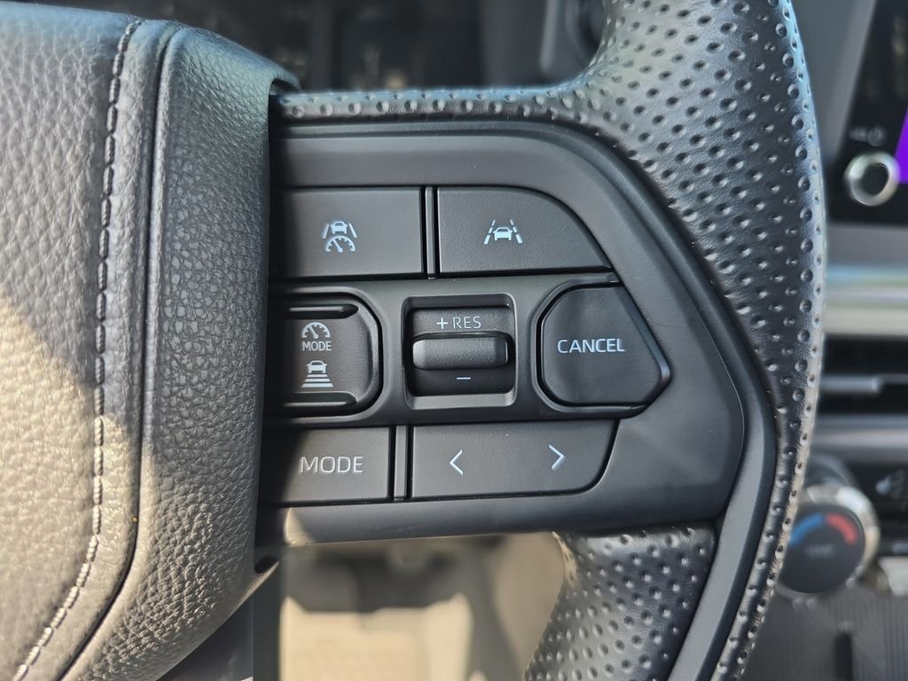 2025 Toyota Tacoma SR5 - Photo 19