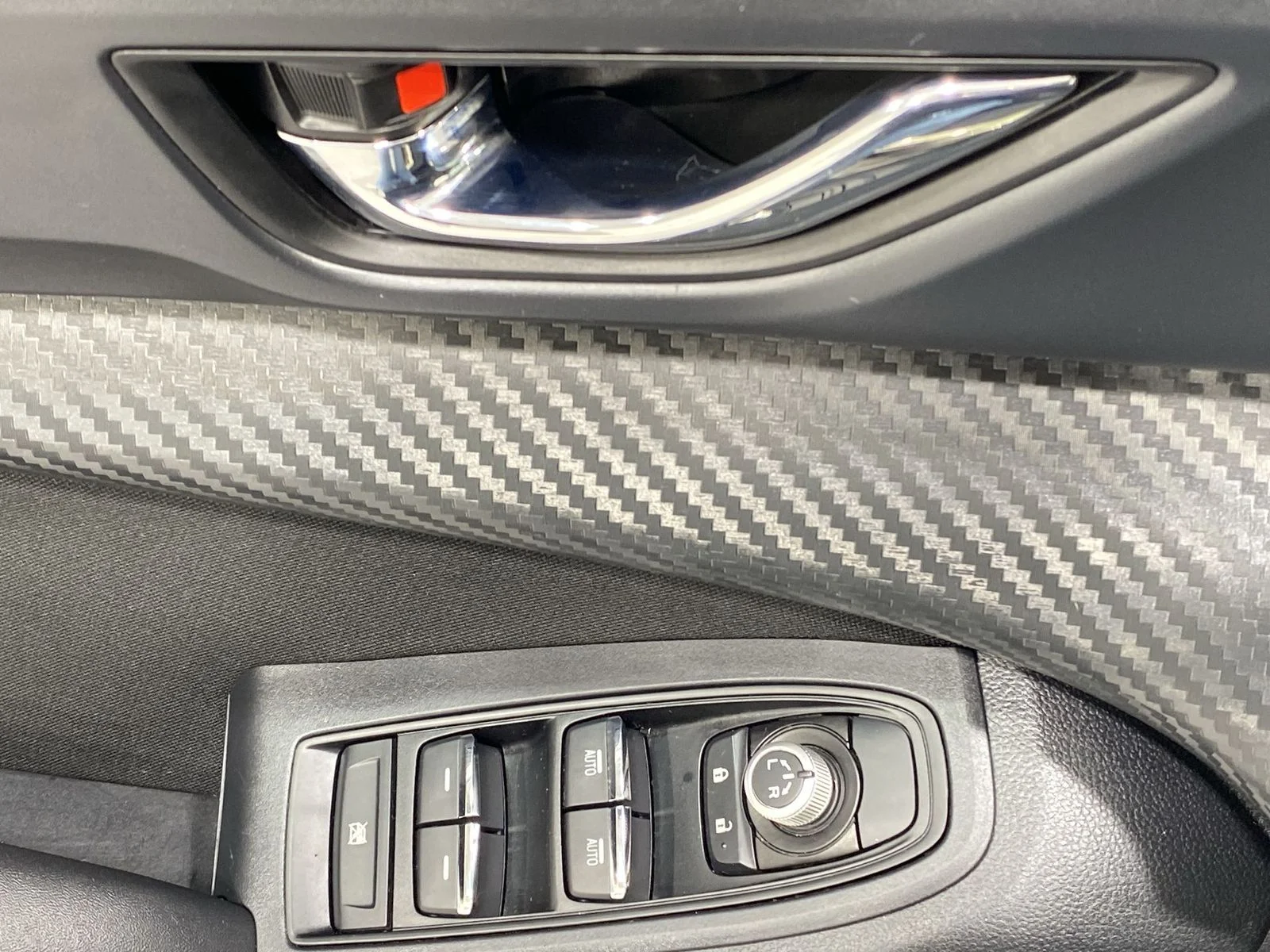 2025 Subaru Ascent Premium - Photo 13