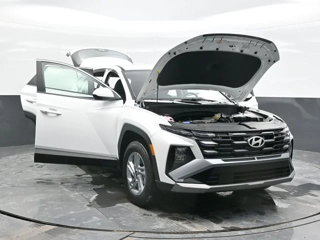 New 2026 White Hyundai SE image 29
