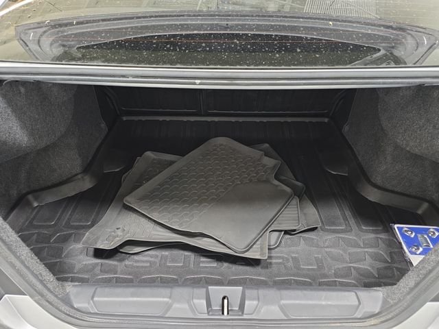 Used 2022 Silver Subaru Limited image 32