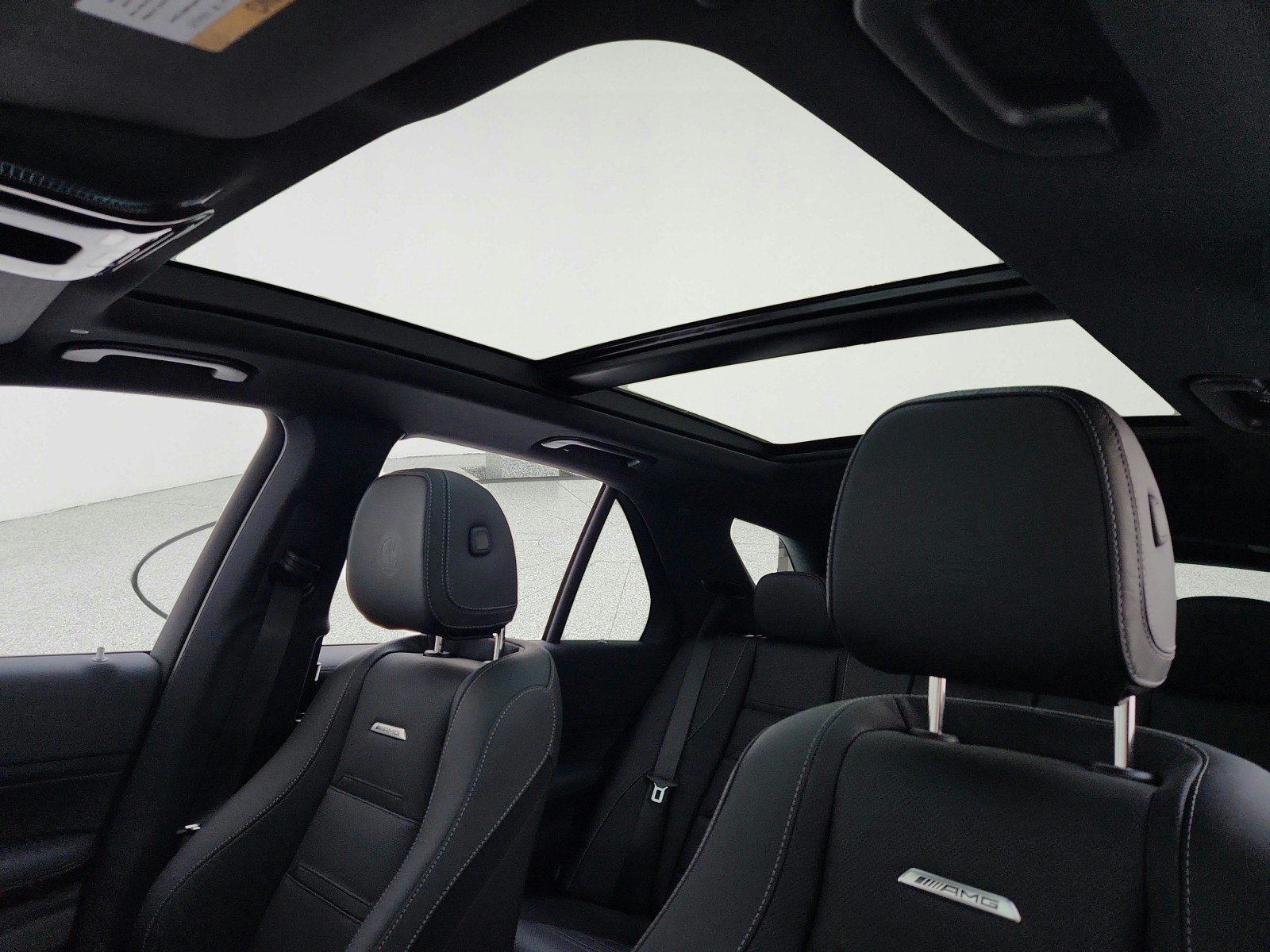 New 2027 MANUFAKTUR Moonlight White Metallic Mercedes-Benz AMG® GLE 53e 4MATIC+ SUV image 18