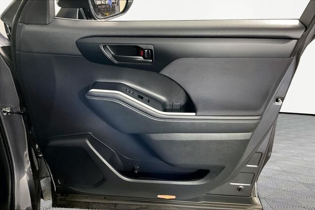 Used 2025 Gray Toyota LE image 25