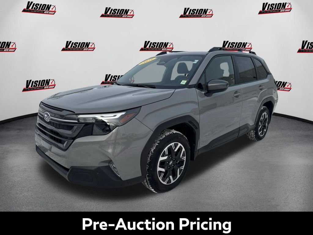 2025 Subaru Forester Premium's photo