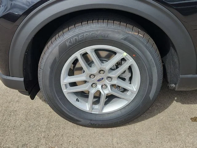 New 2026 Agate Black Metallic Ford Active image 19