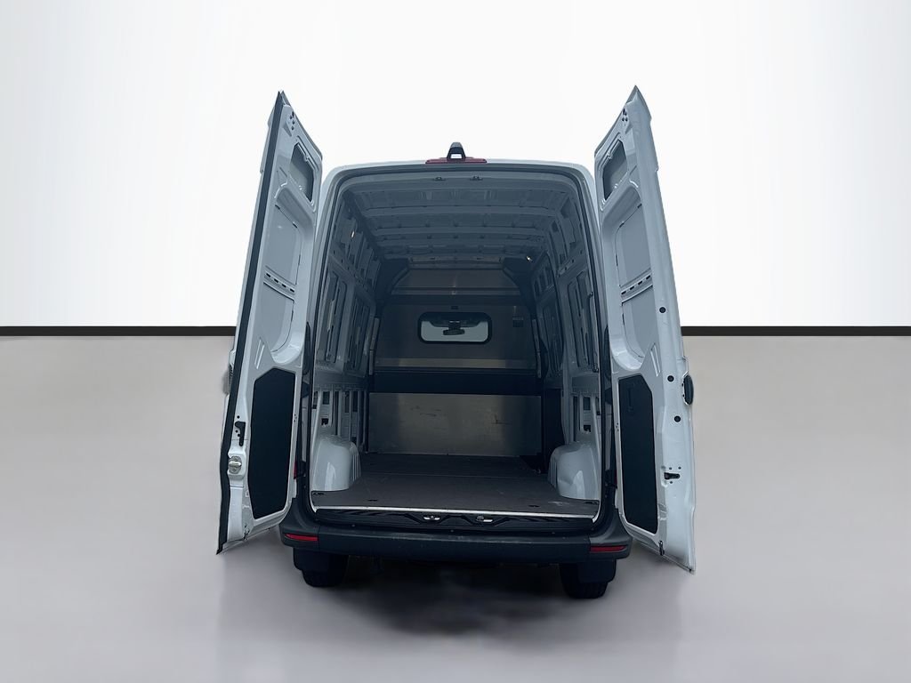 Used 2025 White Mercedes-Benz Cargo 144 WB image 9