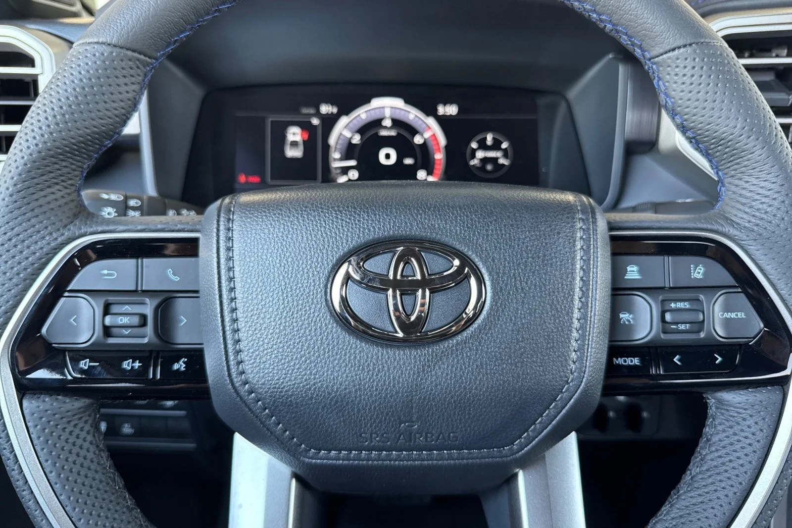 New 2026 Midnight Black Metallic Toyota  Platinum image 21