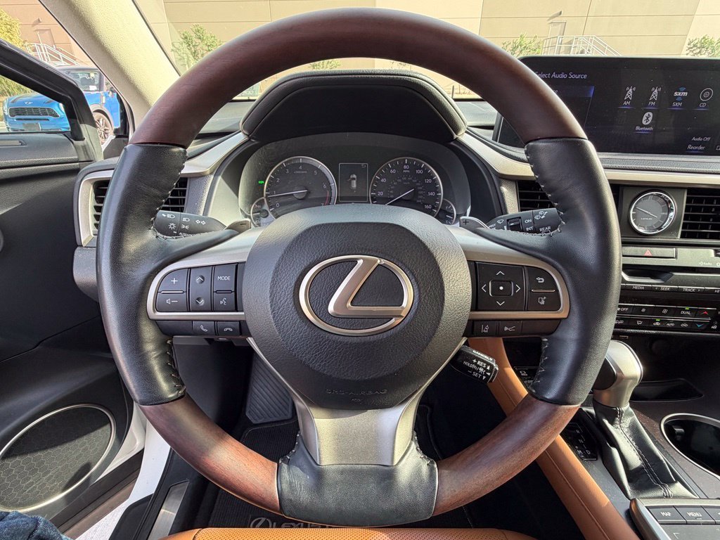 Used 2021 White Lexus 350 image 10