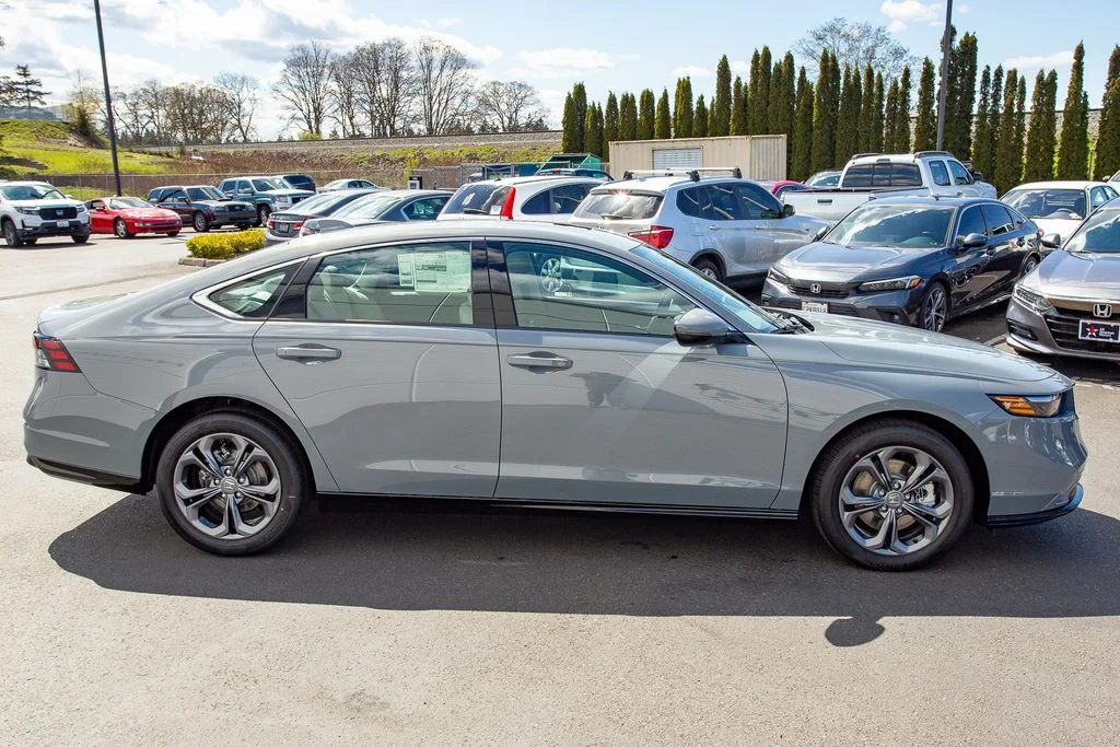 New 2026 Urban Gray Pearl Honda EX-L image 5