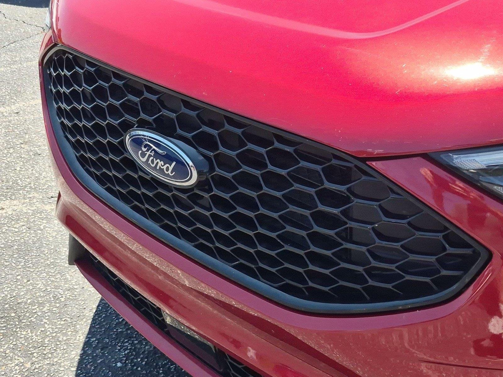 Used 2022 Rapid Red Metallic Tinted Clearcoat Ford ST-Line image 14