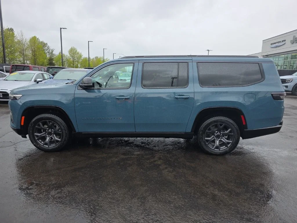 New 2026 Steel Blue Exterior Paint Jeep Limited Altitude image 2