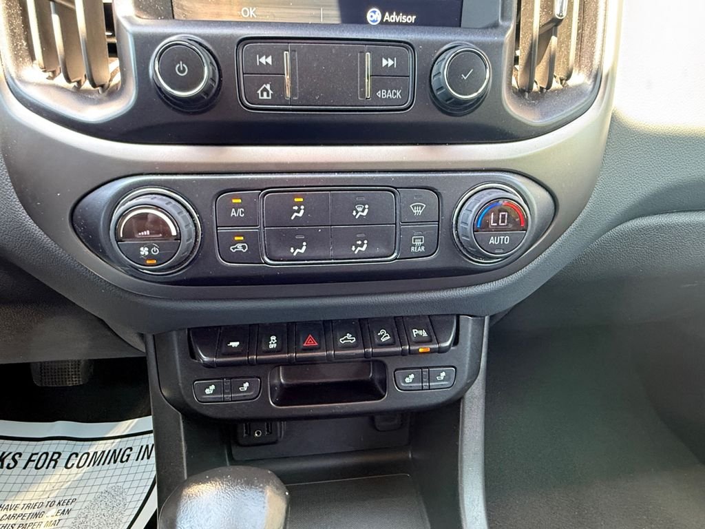 Used 2022 White Chevrolet Z71 image 22