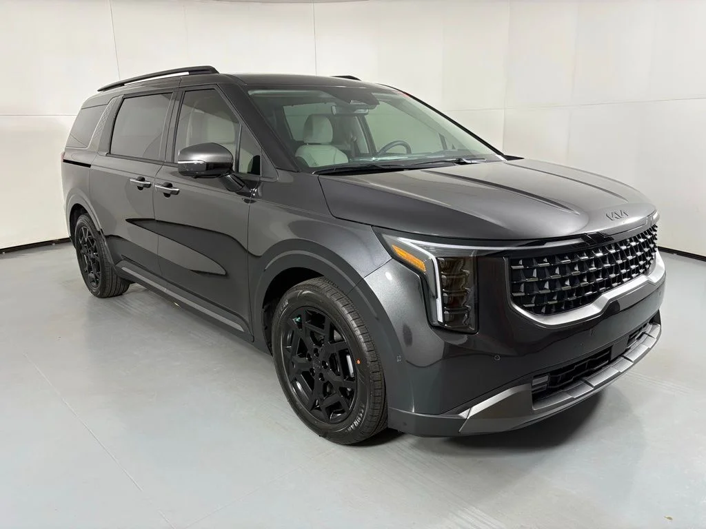 New 2026 Gray Kia SX Prestige image 2