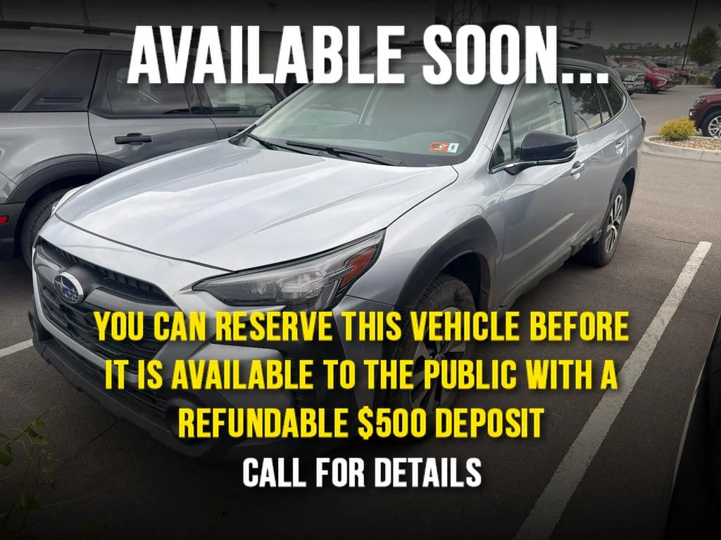 2025 Subaru Outback Premium's photo