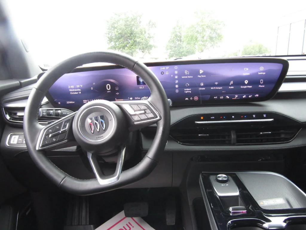 Used 2025 Moonstone Gray Metallic Buick Sport Touring image 5