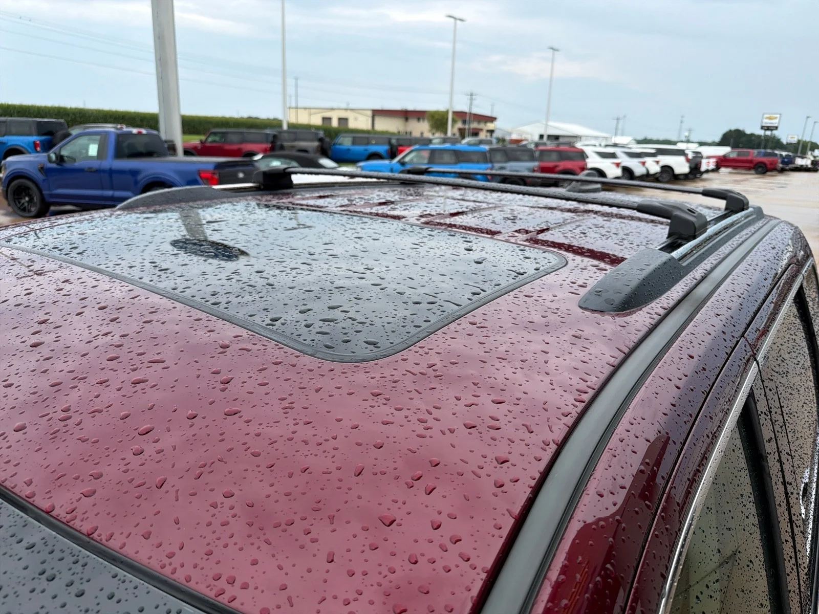 Used 2017 Velvet Red Pearlcoat Jeep Limited image 18
