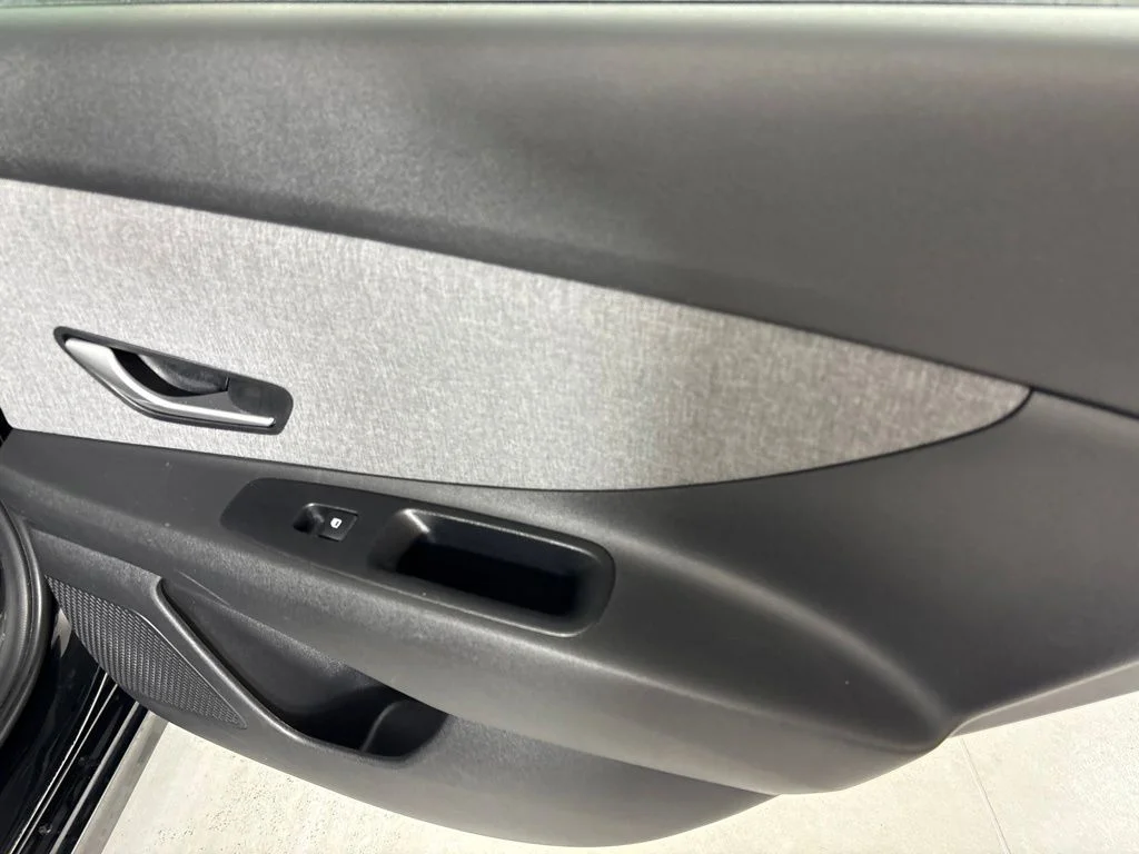 Used 2024 Black Hyundai Limited image 17