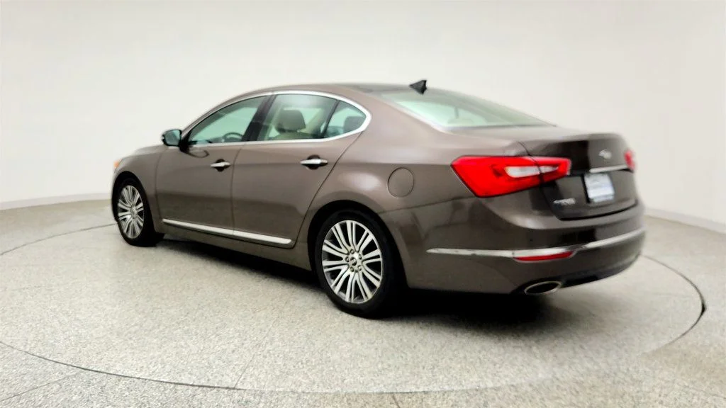 Used 2014 Bronze Metallic Kia 4dr Sedan Limited image 7