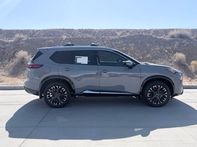 2025 Nissan Rogue Platinum - Photo 4