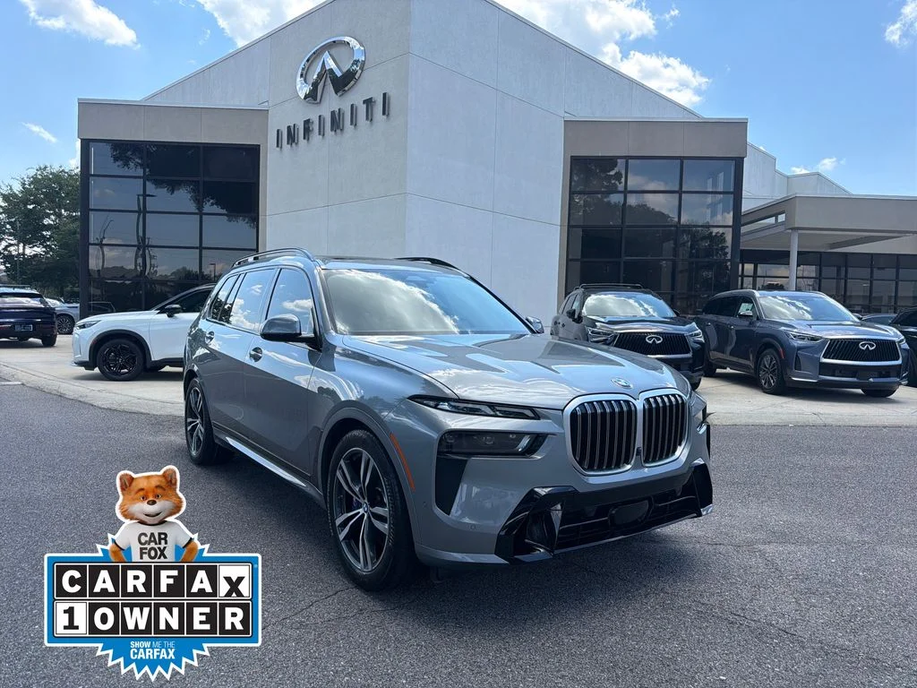 2023 BMW X7