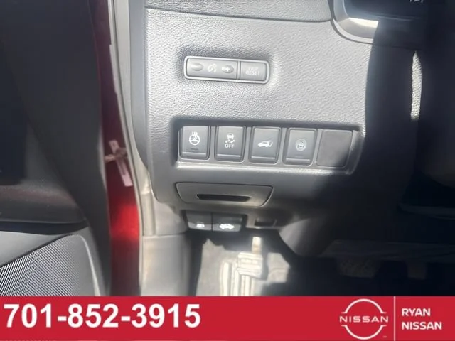 Certified Used 2019 Red Nissan Platinum image 15