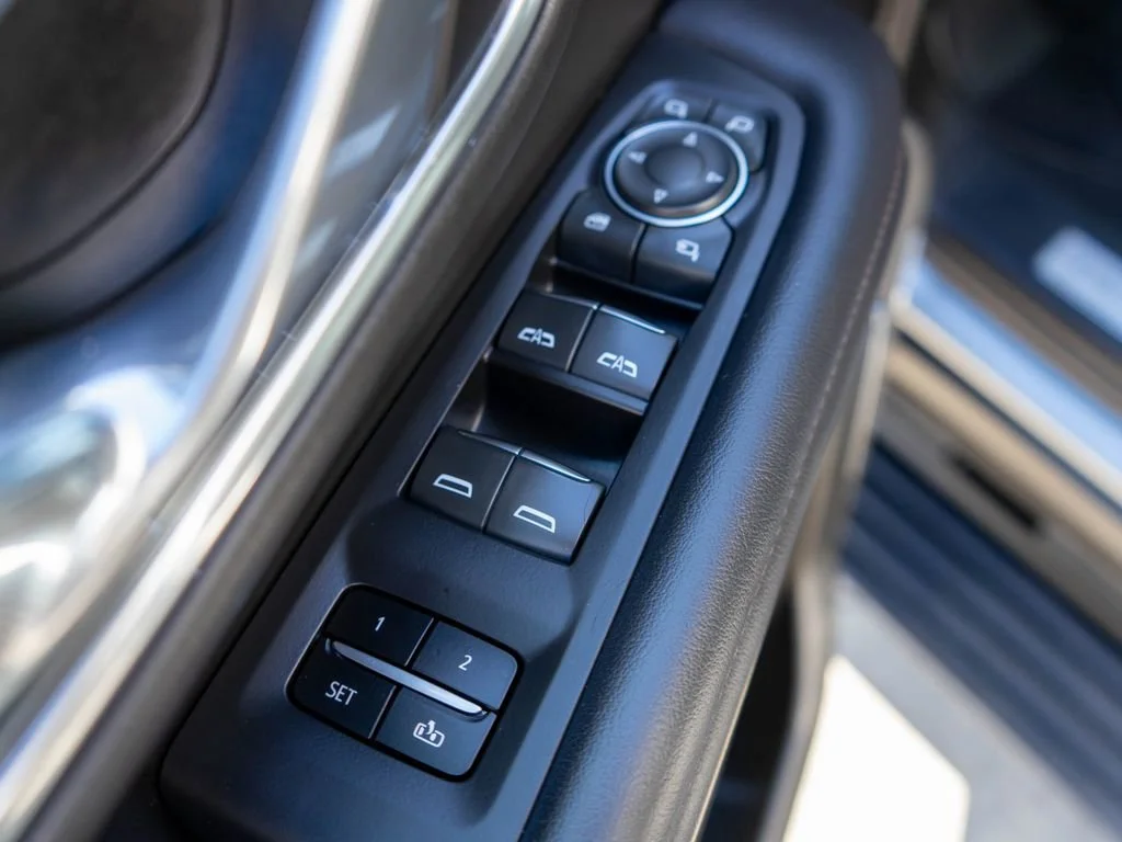 Used 2024 Sterling Gray Metallic Chevrolet High Country image 20