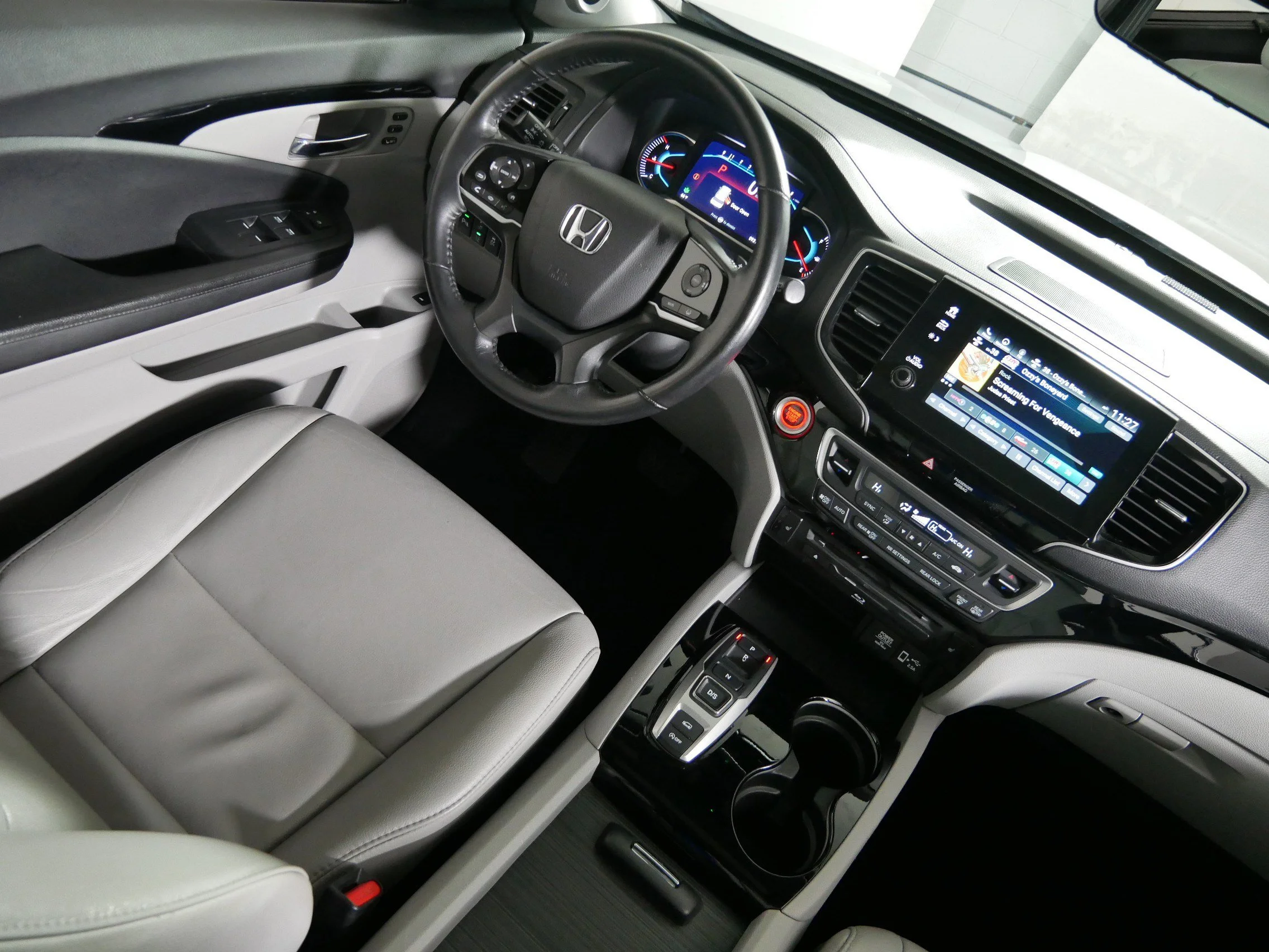 2022 Honda Pilot Touring - Photo 9