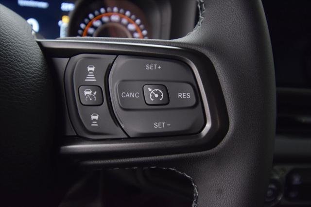 New 2026 Black Clear-Coat Exterior Paint Jeep Mojave image 32