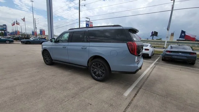 New 2026 Glacier Gray Metallic Tri-Coat Ford Platinum image 6